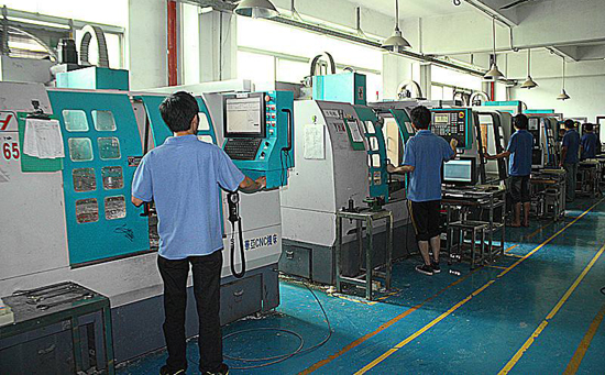 深圳模世家手板厂的五金手板生产车间